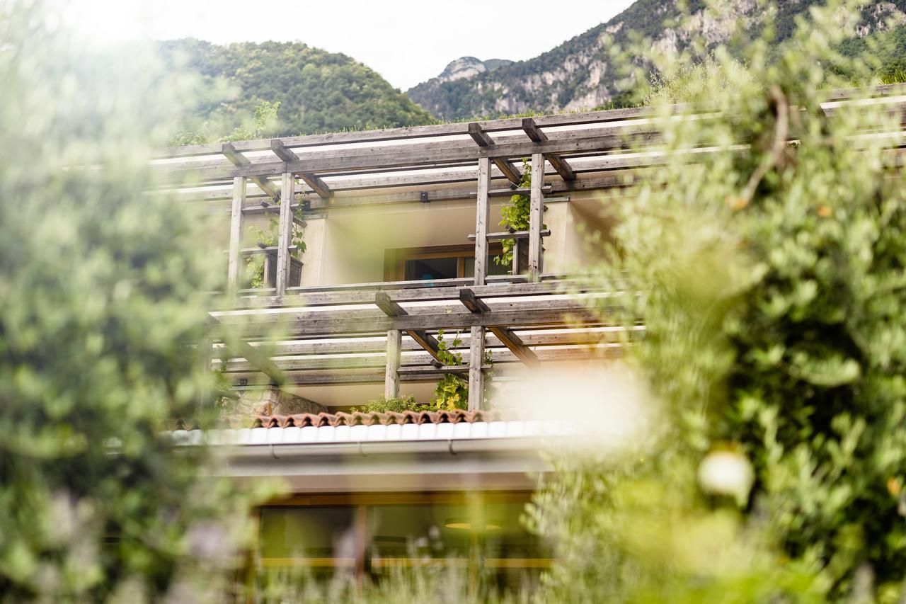 Hotel Hasslhof Caldaro Exteriör bild